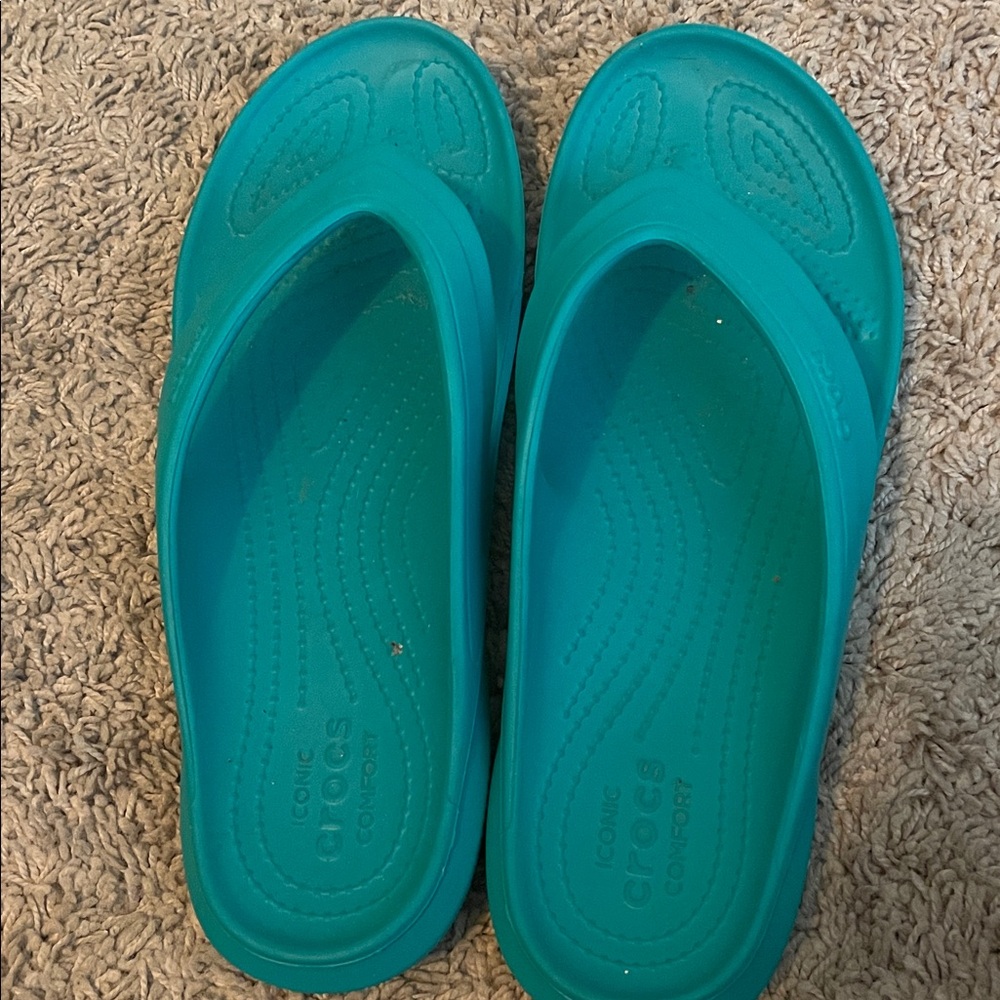 CROCS Vibrant Blue Sandals